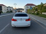 BMW 320-2