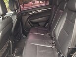 Kia Sorento-8