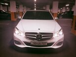 Mercedes E 220-4