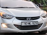 Hyundai Elantra-8
