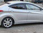 Hyundai Elantra-9