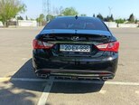 Hyundai Sonata-11