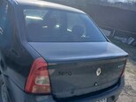Renault Logan-2