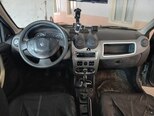 Renault Logan-4