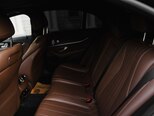 Mercedes E 300 4MATIC-9