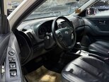 Hyundai Elantra-12