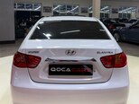 Hyundai Elantra-11