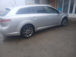 Toyota Avensis-9