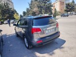 Kia Sorento-4