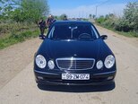 Mercedes E 220-1