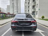 Mercedes E 300 e-4