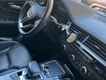 Audi Q7-4