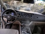 Kia Carnival-7