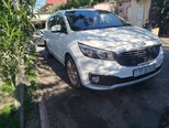 Kia Carnival-2