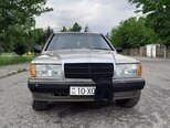 Mercedes 190-1