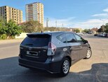 Toyota Prius V-4