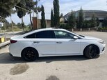 Hyundai Sonata-4