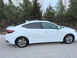 Hyundai Elantra-6