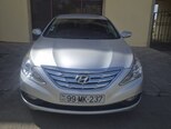 Hyundai Sonata-1
