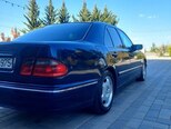 Mercedes E 240-5