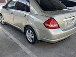 Nissan Tiida-8