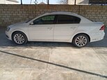 Volkswagen Passat-11