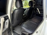 Toyota Land Cruiser Prado-12