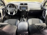 Toyota Land Cruiser Prado-16