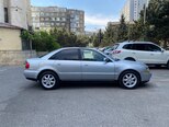 Audi A4-8