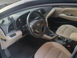 Hyundai Elantra-7