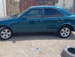 Mercedes E 200-2