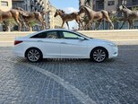 Hyundai Sonata-5