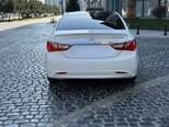 Hyundai Sonata-4