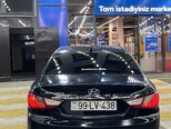 Hyundai Sonata-11
