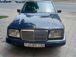 Mercedes E 200-1