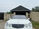 Mercedes E 280-8