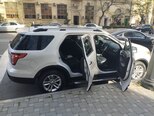 Ford Explorer-15
