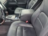 Toyota Land Cruiser-10