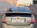 Toyota Prius-2