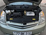 Toyota Prius-6