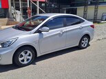 Hyundai Accent-2
