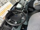 Ford Transit-5