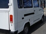 Mercedes 208 D-5
