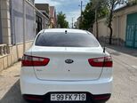 Kia Rio-4