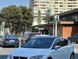 SEAT Leon-1