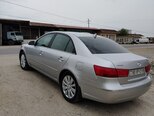 Hyundai Sonata-9