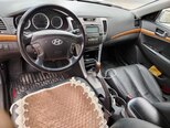 Hyundai Sonata-12