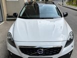 Volvo V40-1