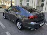 Volkswagen Polo-4