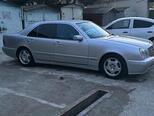 Mercedes E 200-4